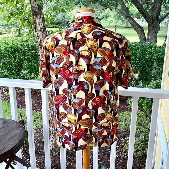 The Rowdy Gentleman “The Hawaiian Shirt” Golf Club Theme. Size Medium. - Picture 3 of 7